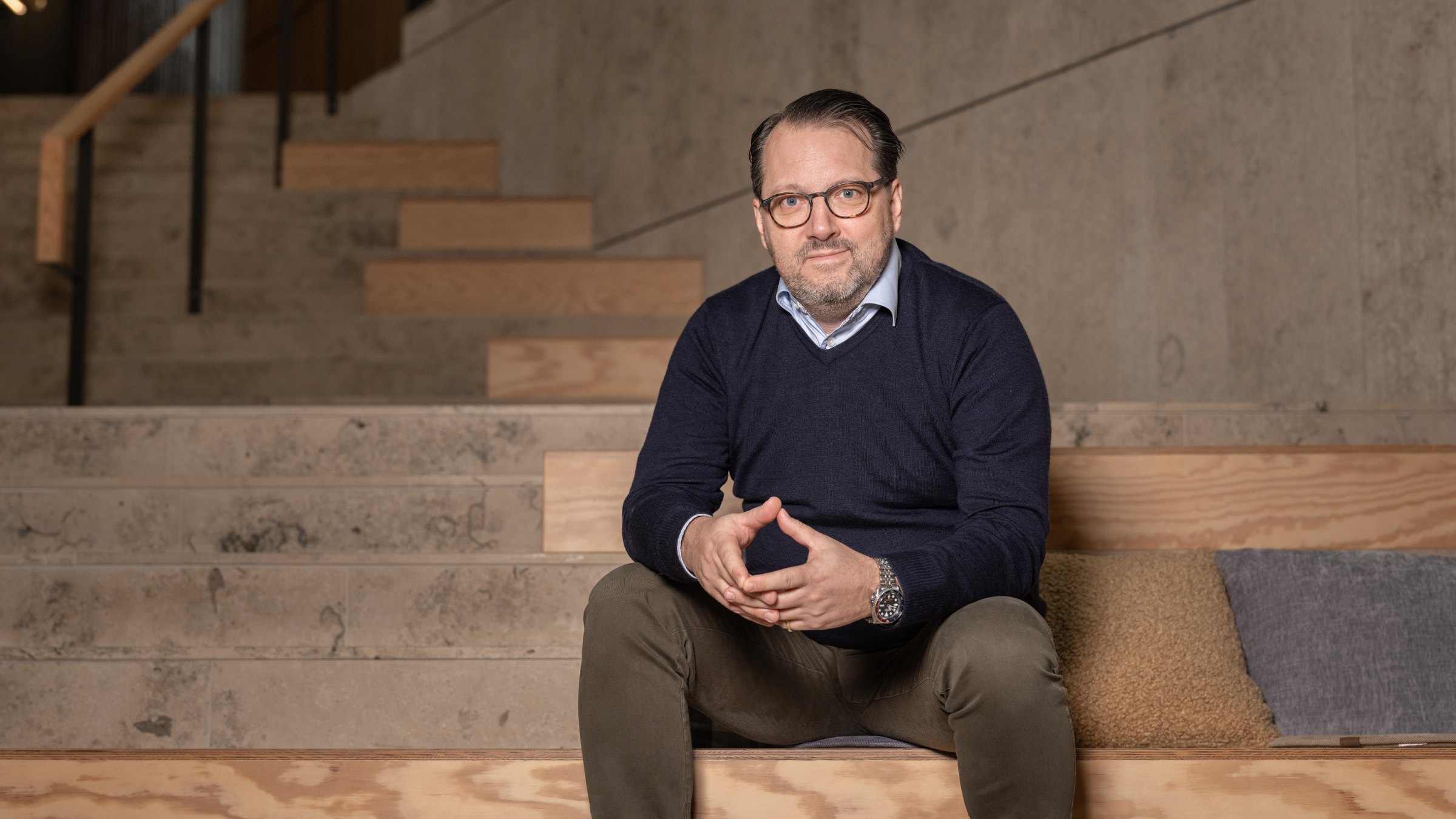 johan-hedve-citygate-kontor-trappa-service-16-9