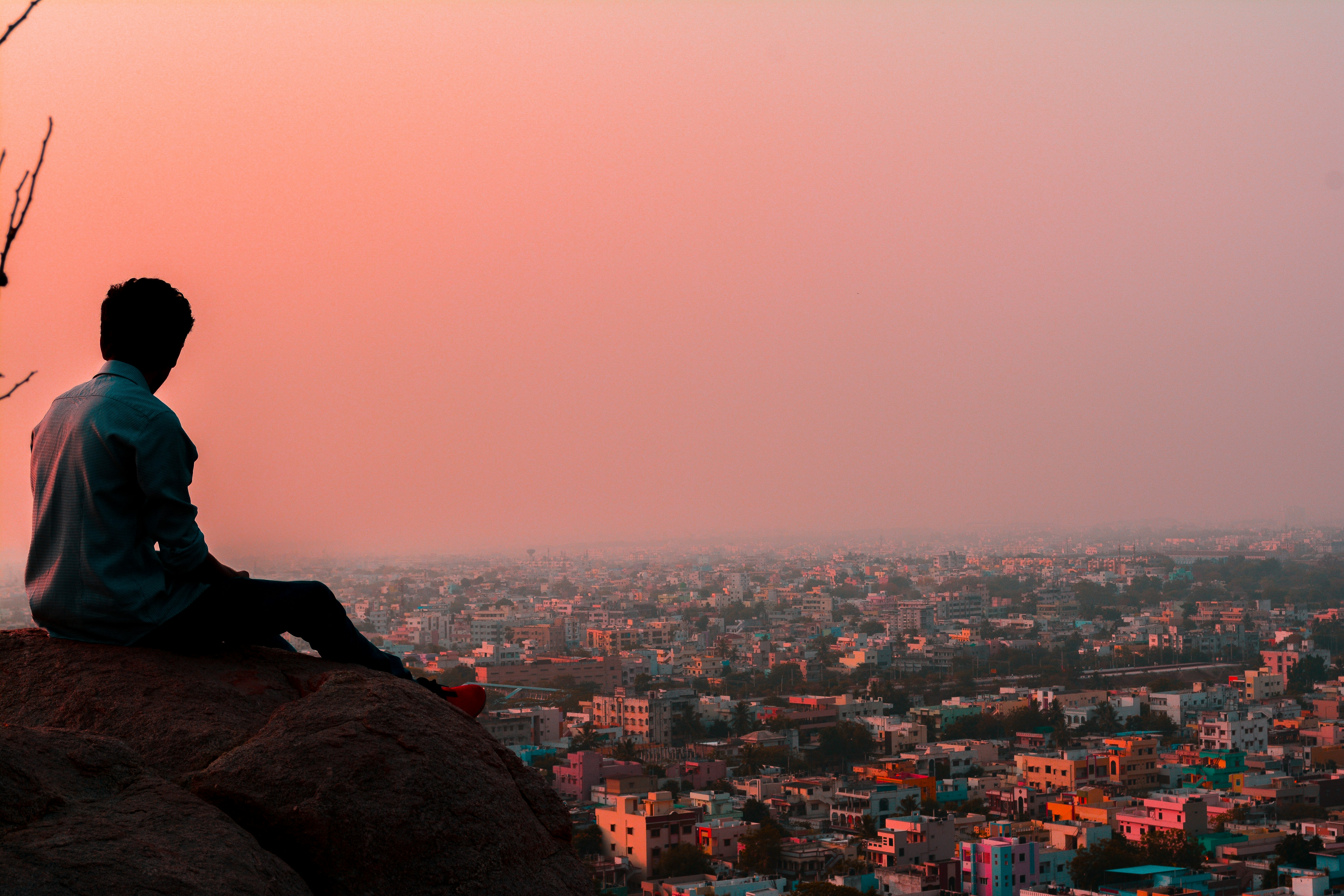 daniel-dara-H8tz5P3wrRs-unsplash