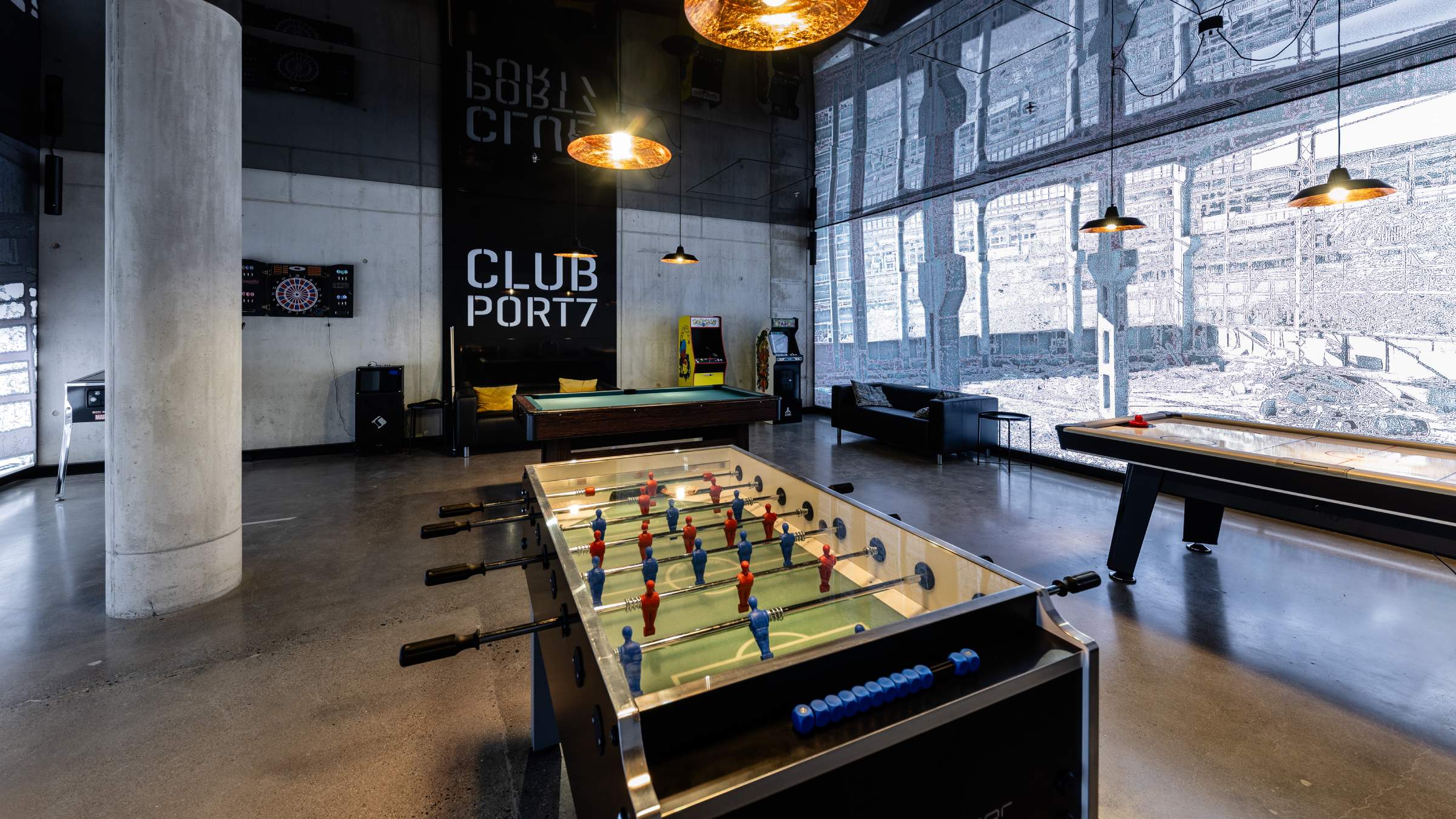 Port7-Prag-Tjeckien-kontor-skanska-fotboll-16-9