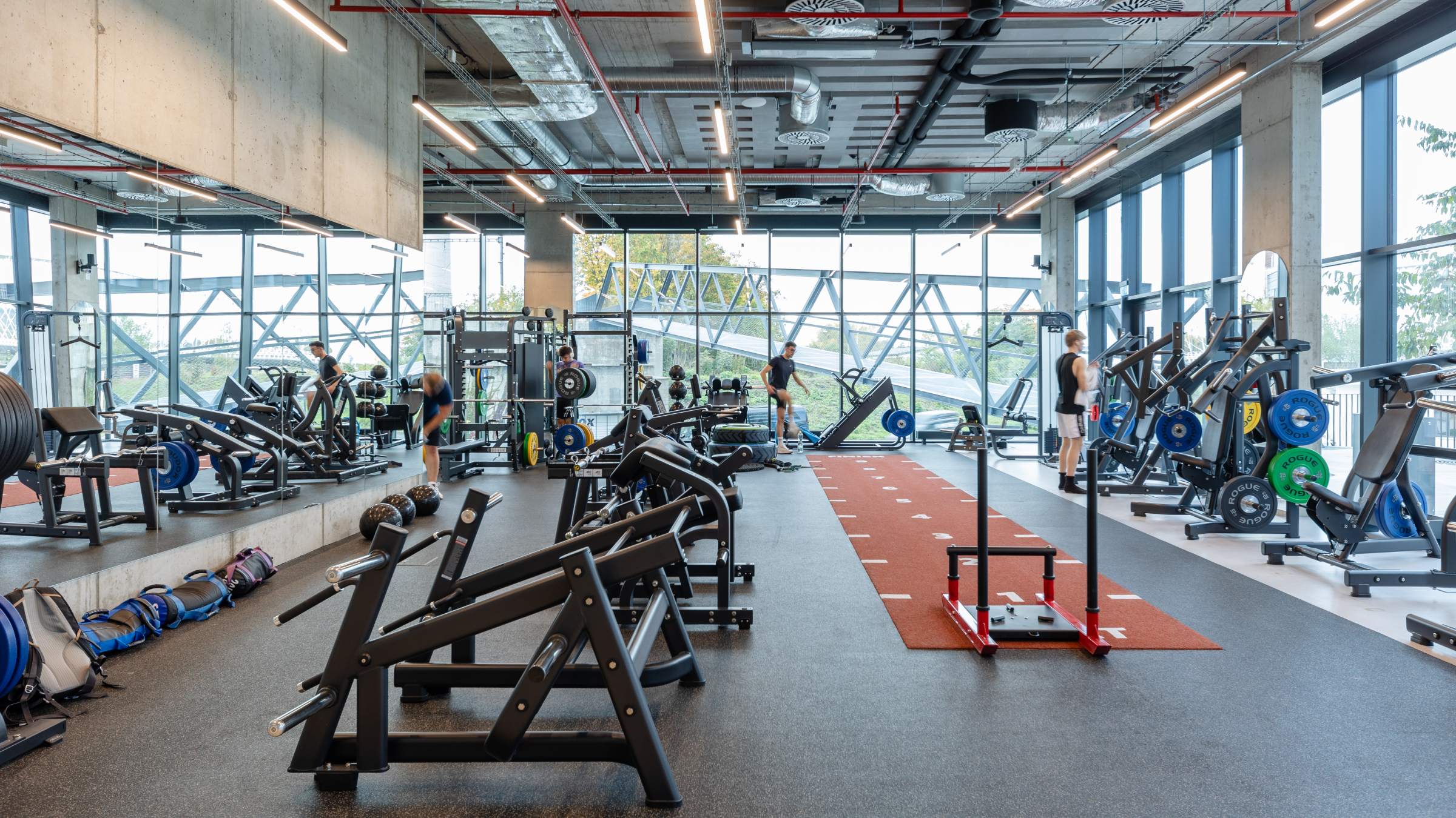 Port7-Prag-Tjeckien-kontor-skanska-gym-16-9